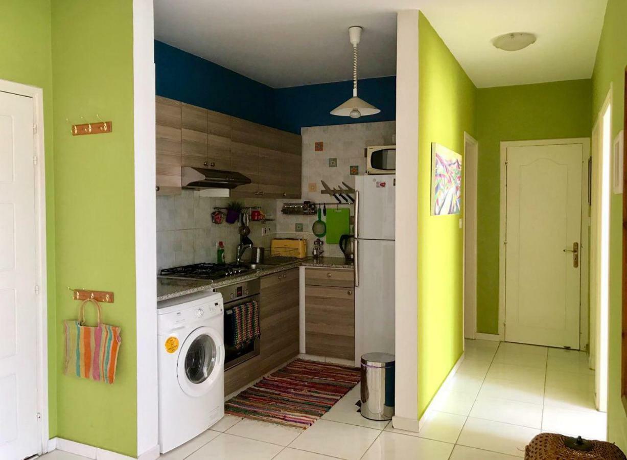 Beautiful Apartment Near The Sea Pafos Exterior foto