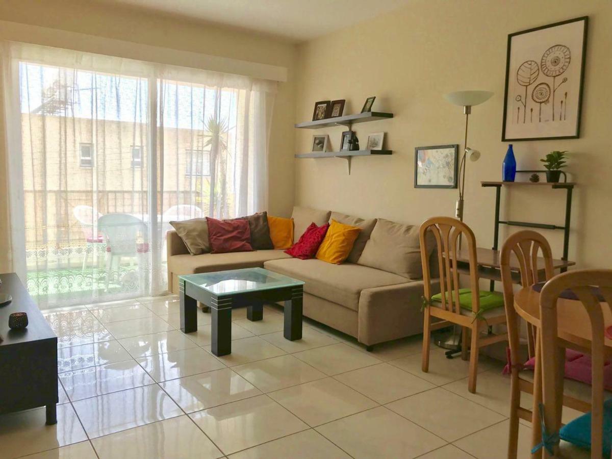 Beautiful Apartment Near The Sea Pafos Exterior foto